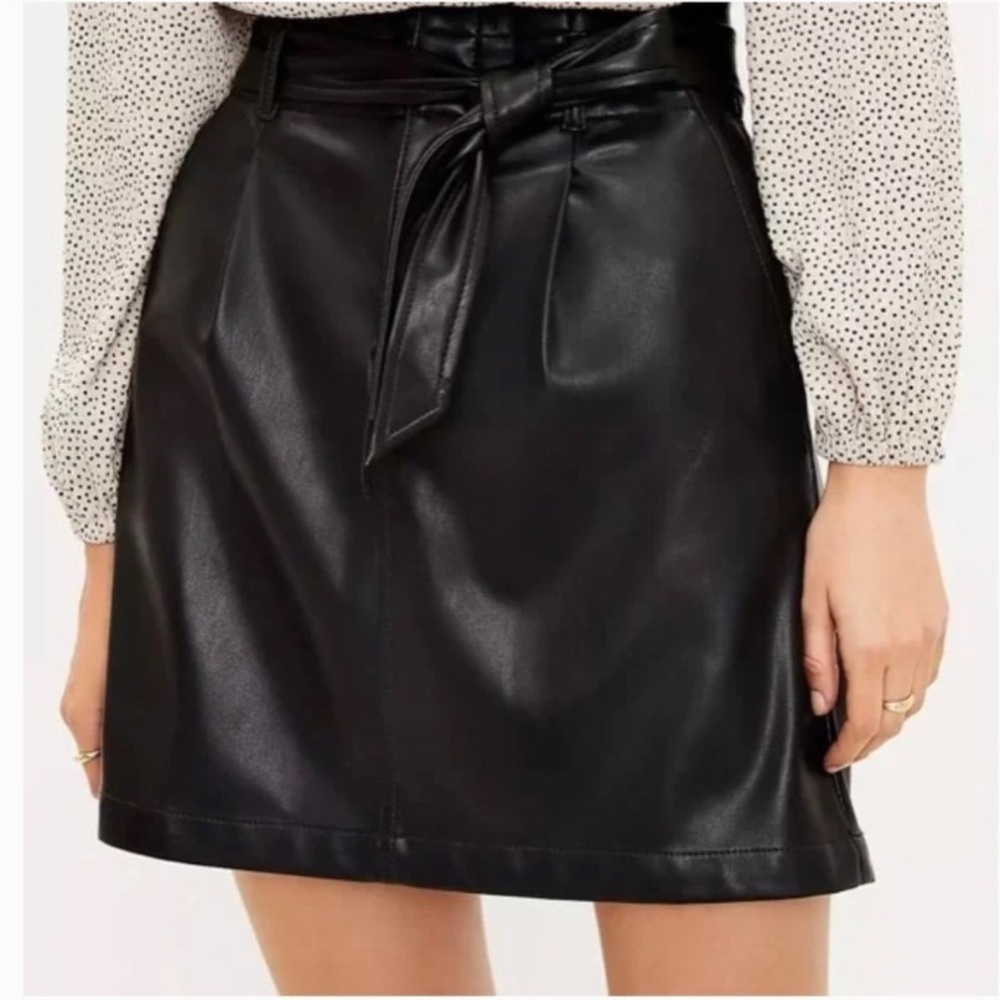 ANN TAYLOR | Black Faux Leather Mini Skirt Tie Belt - 14